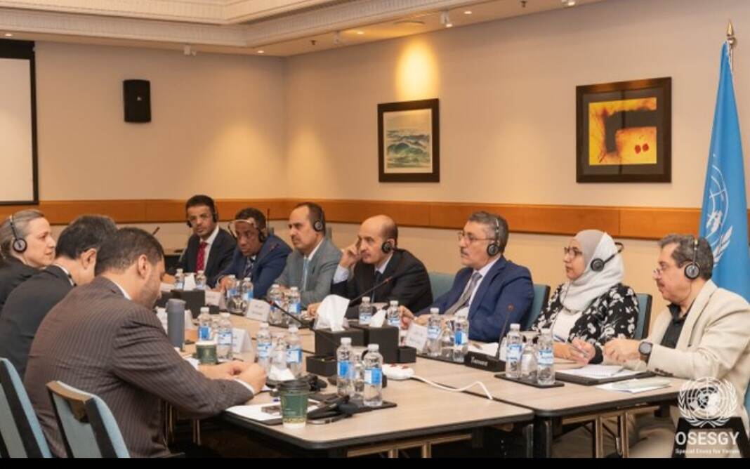 المؤتمر الشعبي العام في اجتماع قياداته مع مكتب المبعوث الأممي تطالب بتوحيد البنك المركزي