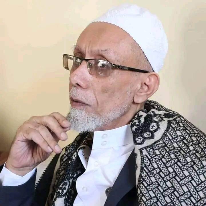 الناشط الحقوقي رياض الدبعي ينتقد الحكومة لغض طرفها عن تصرف وانتهاكات عبد الله العديني في محافظة تعز