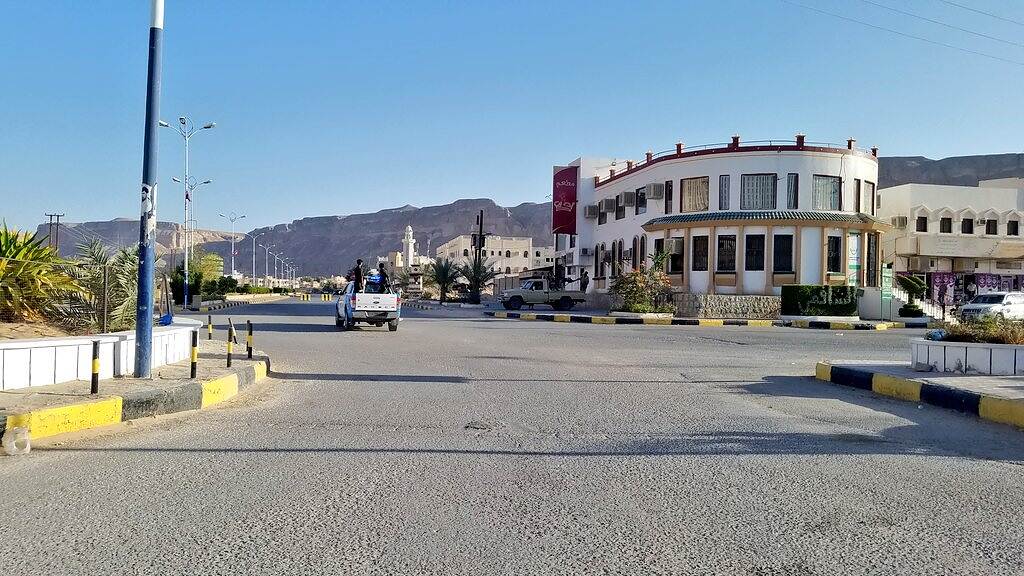 مقتل جندي من قوات النخبة الحضرمية وأصابة أخر في نقطة عسكرية في محافظة حضرموت