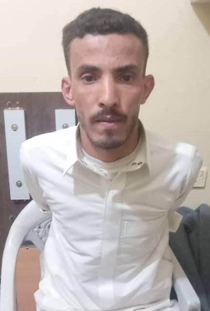 شرطة تعز تلقي القبض على مرتكب جريمة قتل أربعة من أفراد أسرته في صنعاء