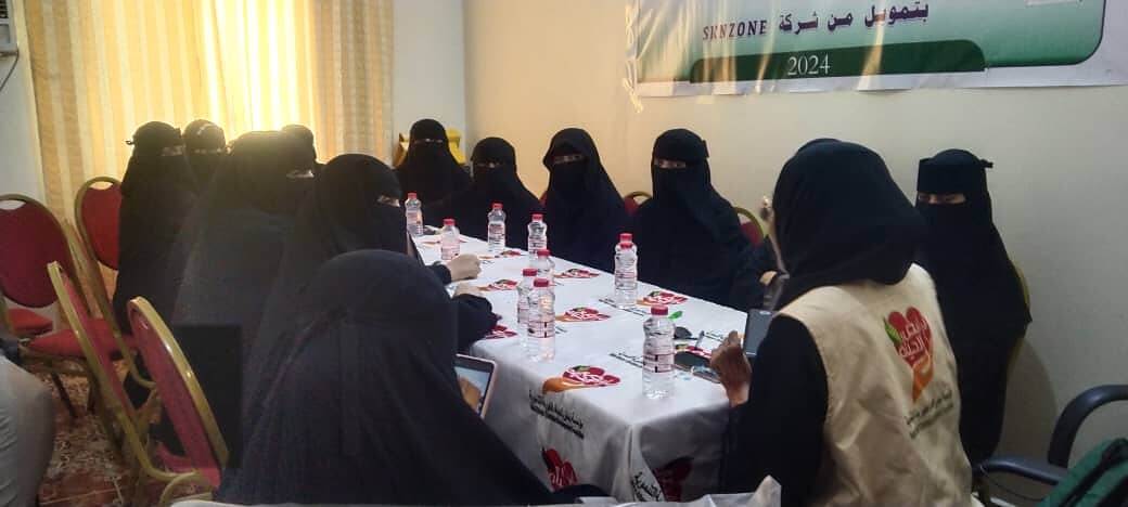 مؤسسة نبض الحياة تنفذ ورشة عمل خاصة لتوعية النساء بحقوقهن وكيفية حمايتهن من العنف .