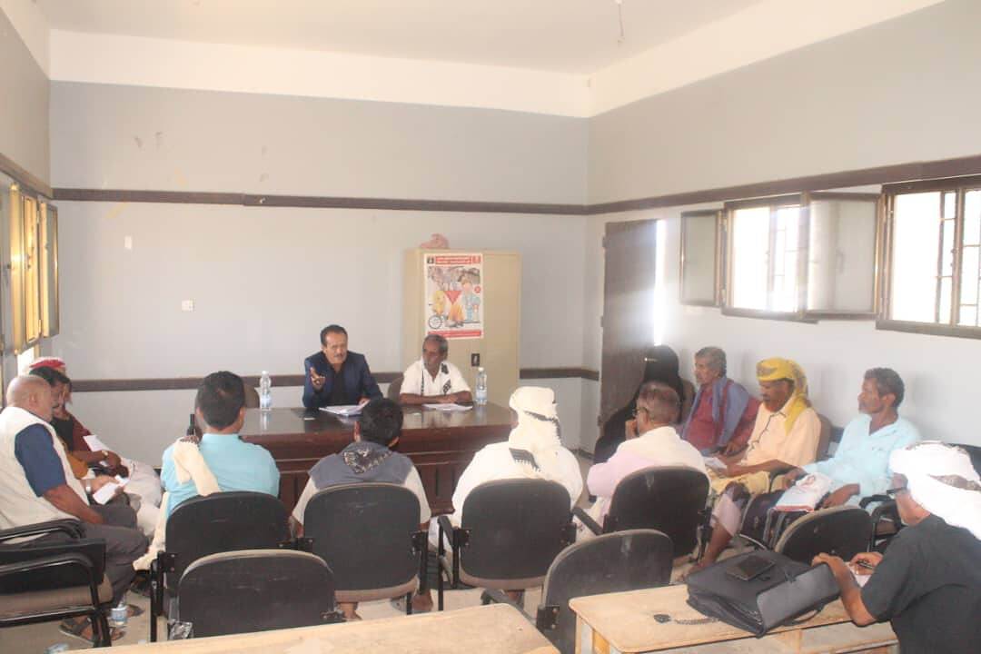 المكتب التنفيذي بمديرية القبيطة كرش يعقد اجتماعه لشهر نوفمبر وتنسيقه مع الأحوال المدنية في عدن لإستصادر البطائق الشخصية الكترونية