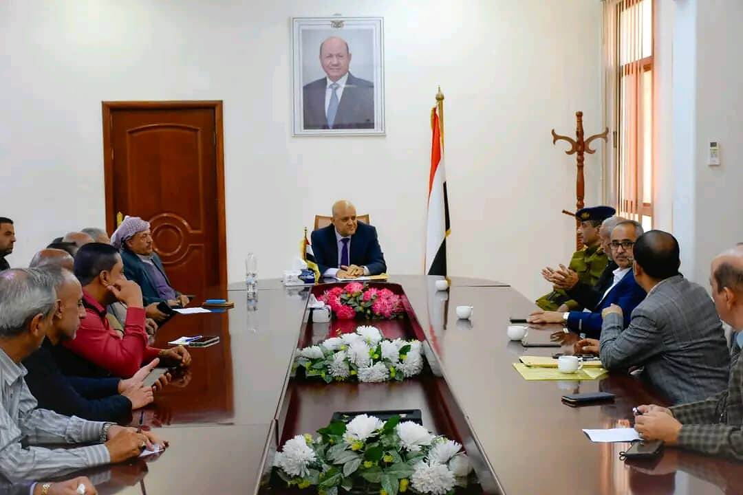 السلطات المحلية في تعز تلجاء إلى آليات ضبط الإيجارات السكنية وإلزام التعاقدات بالعملة المحلية