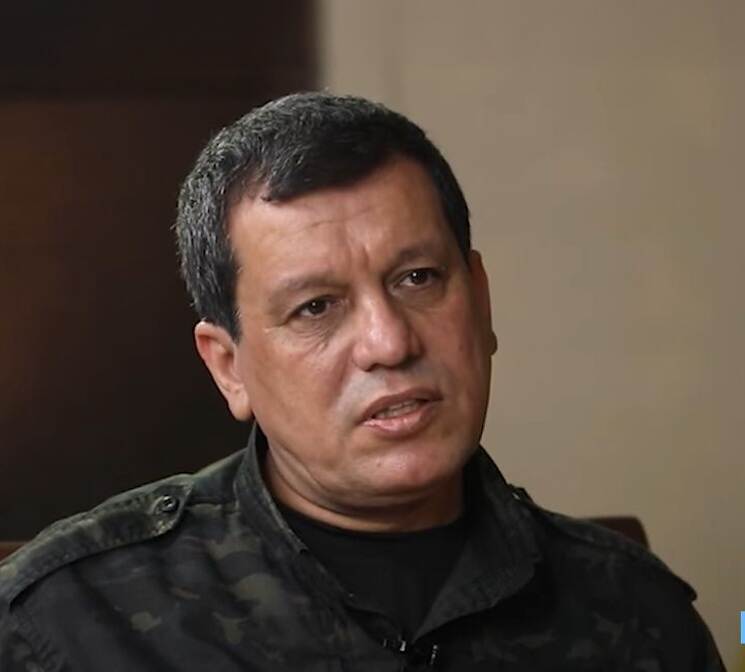 قوات سوريا الديمقراطية" تتفق مع دمشق على رفض التقسيم وتطالب بدور فرنسي أمريكي لتأمين حدود الشمال