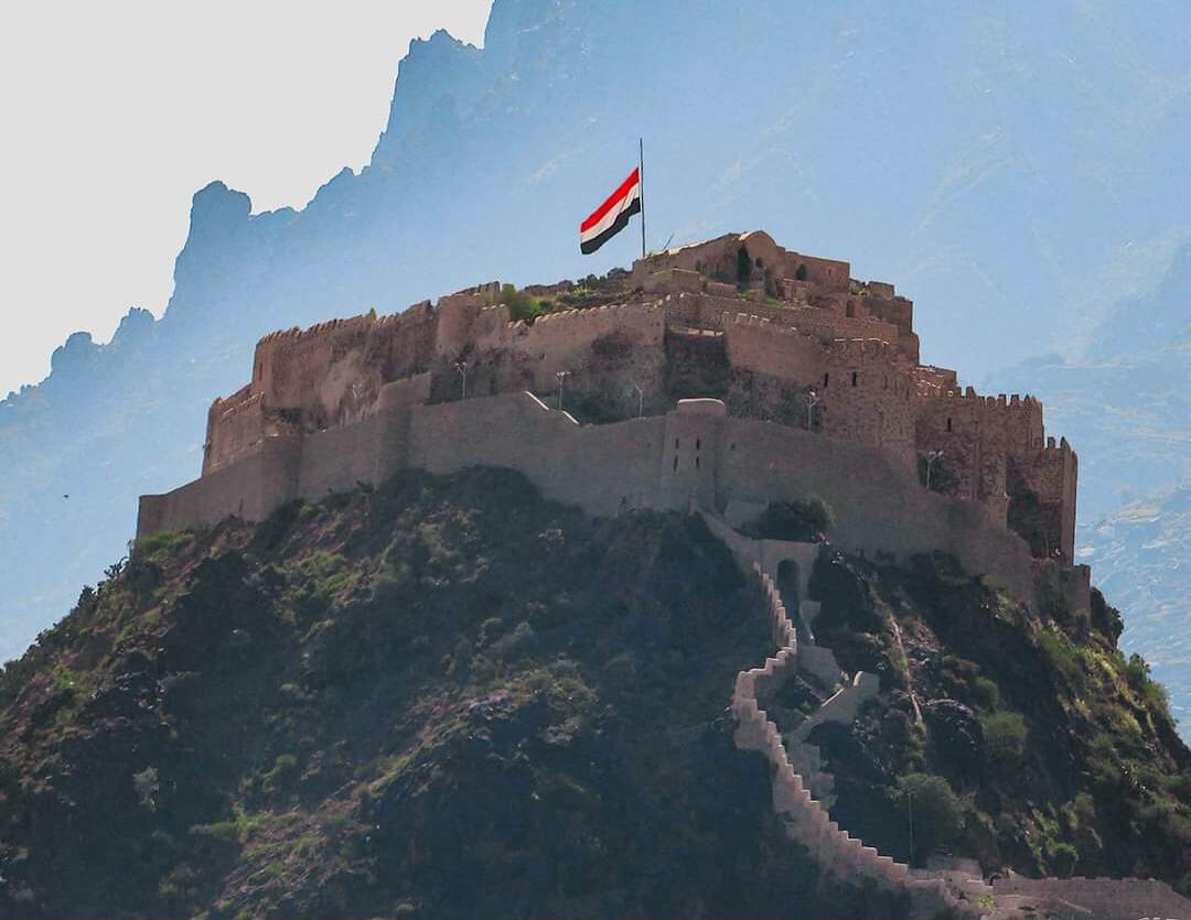 أحزاب تعز في بيان لها تحذر من  ارتفاع حدة التحريض " للعديني" وتطالب لوضع حد لتنامي ثقافة الكراهية والتطرف.