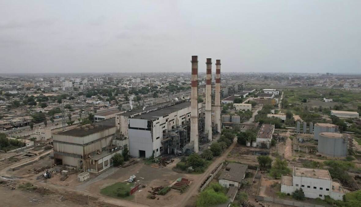 صافر تضاعف وقودها  لمحطة الرئيس في عدن والتكتل الوطني للأحزاب يحمل المجلس الرئاسي والحكومة  المسؤولية.