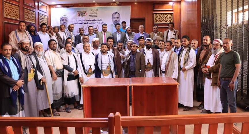 القاضي أبو معجبان يتسلم عمله في محكمة مأرب الإبتدائية من القاضي السابق أبو أصبع