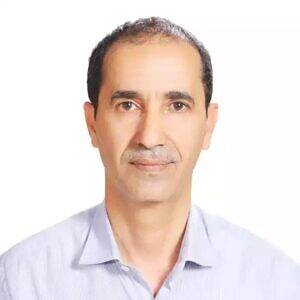 الدكتور عادل الشجاع "الخلاف بين رئيس المجلس الرئاسي والحكومة يكشف ضعف القرار اليمني والهيمنة الخارجية ومقتل صالح كان ضمن اتفاق دولي"