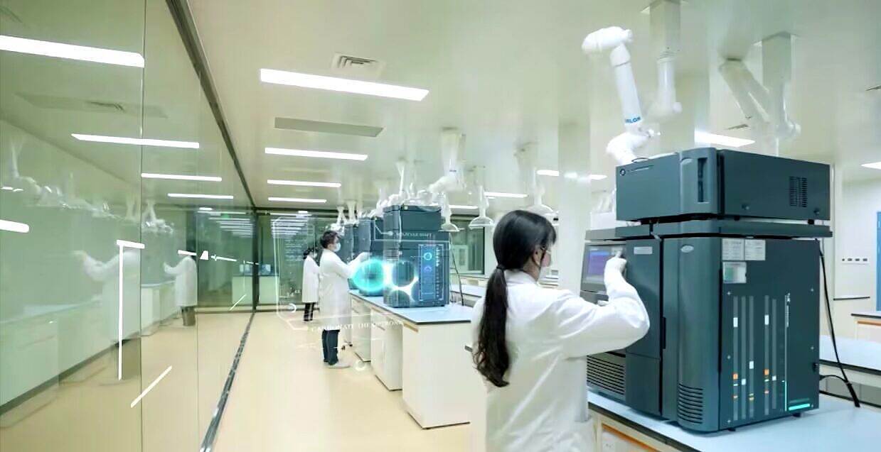 شركة صينية تنتج علاجا لسرطان الرئة يتفوق على دواء أمريكي الأكثر مبيعاً في العالم