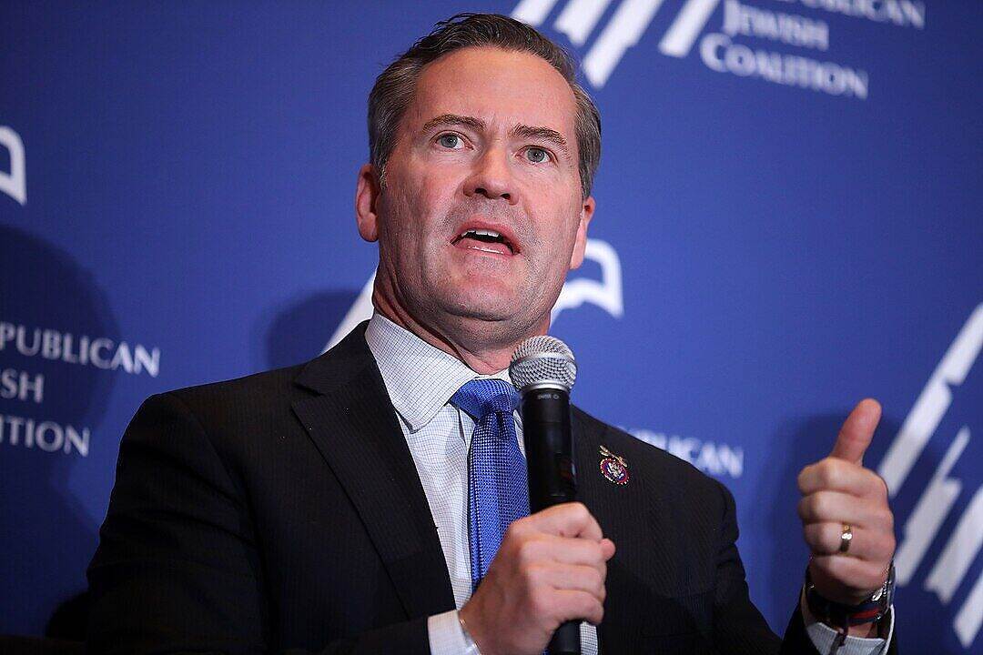 مستشار  الأمن القومي الأمريكي "الضربات العسكرية الأمريكية استهدفت قيادات حوثية بارزة"