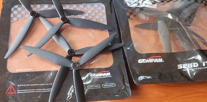 جمارك صرفيت في المهرة يضبط 800 مروحة طيران مسيّر كانت متجهة للحوثيين