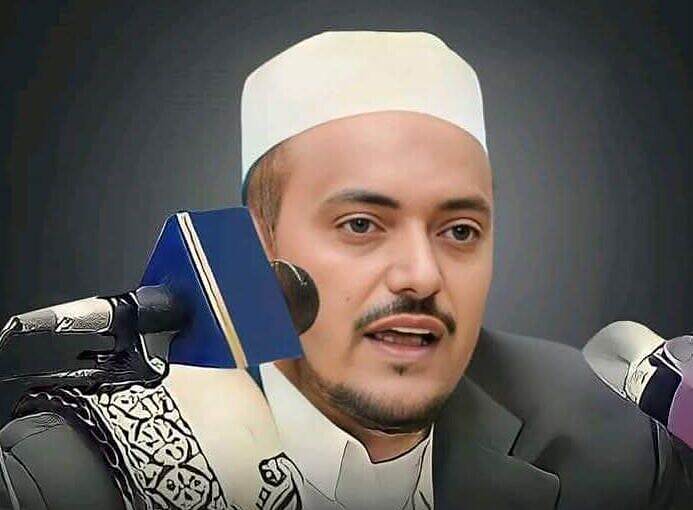 مسلحو الحوثي يخطفون مدير مكتبة زبيد إلى مكان مجهول عقب مداهمة منزله