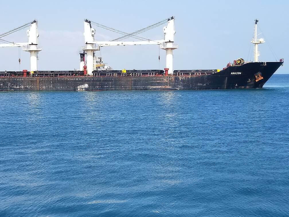 "برنامج الغذاء العالمي: تراجع واردات الوقود والغذاء عبر موانئ الحوثيين هذا العام