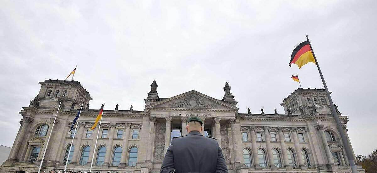 ألمانيا.. تراجع طلبات اللجوء وارتفاع هجرة العمالة المتخصصة