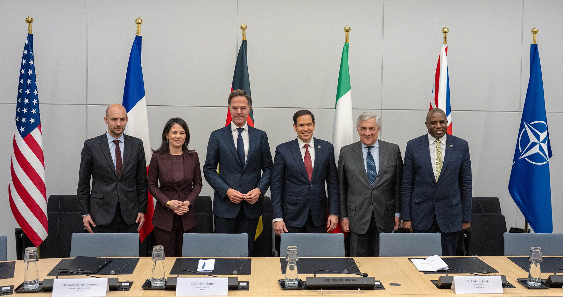 وزير الخارجية الأمريكي "الهجمات على الحوثيين في اليمن ستحقق نتائج "