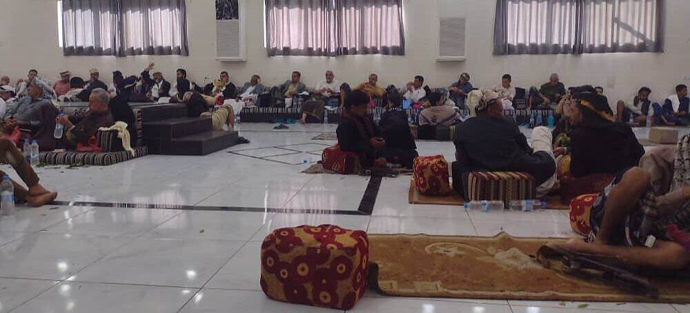 مشايخ وأعيان شرعب يتفقون على تشكيل لجنة لمتابعة قضية طفل قتل في رمضان