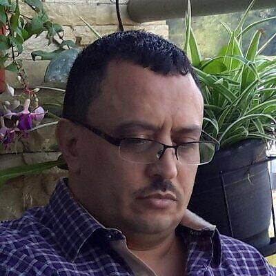 باحث يمني في الآثار يتهم وزارة الإعلام بالتغاضي عن المخطوطات اليمنية بالعبرية