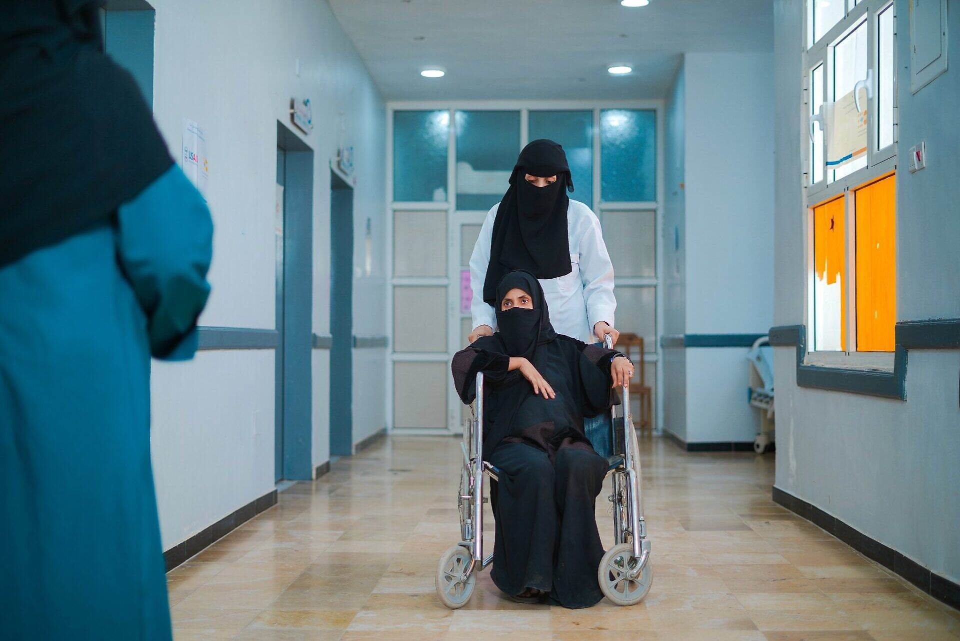 تقرير أممي يؤكد أن الغارات التي شهدتها اليمن انعكست على النساء والفتيات وقوضت الخدمات