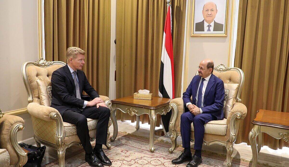 غروندبرغ يختتم زيارته إلى الرياض مؤكداً أهمية التوصل إلى سلام تفاوضي بين الأطراف اليمنية