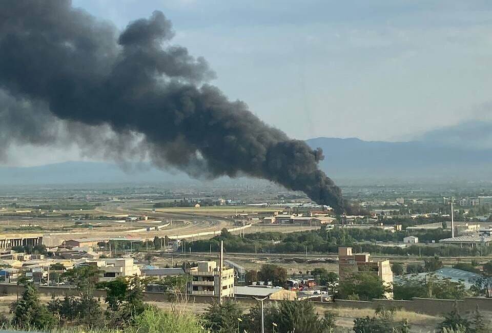 اسرائيل تغتال كبار قادة الجيش الايراني والحرس الثوري وتستهدف علماء نوويين في ضربات شنتها مقاتلاتها ليلاً