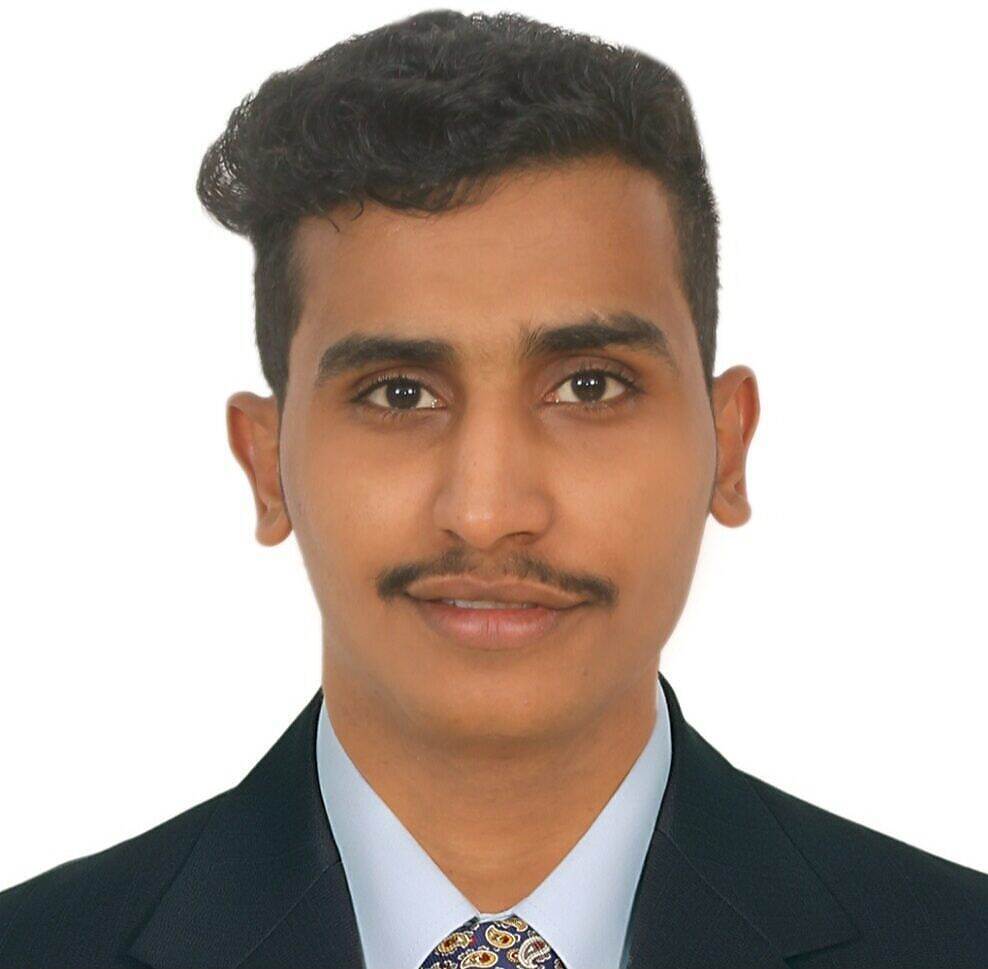 مرصد الحريات الإعلامية يندد باعتقال الصحفي مزاحم باجابر في حضرموت ويعده تقييداً لحرية الصحافة