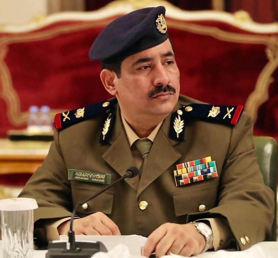 اشتراط استخراج البطاقة الإلكترونية في اليمن يحرم مواليد المحافظات المحررة من شهادات الميلاد