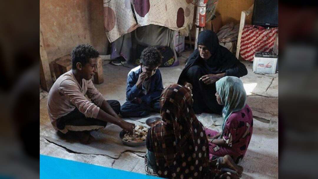 اليمنيون يستقبلون العيد تحت وطأة الإنهاك الاقتصادي والرواتب المتأخرة