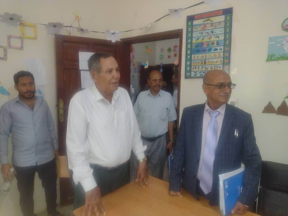 وكيل محافظة تعز للشؤؤن الاجتماعية ورئيس لجنة الاحداث يناقشان مدير مكتب اليونيسيف احتياجات الأحداث