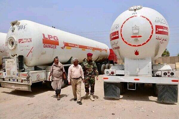 الحزام الأمني في يافع بمحافظة لحج يضبط 3 مقطورات متجهة لمناطق سيطرة الحوثيين