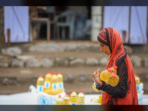 شبكة أنظمة الإنذار المبكر تؤكد أن سياسات الحوثيين الاقتصادية أضعفت بيئة الأعمال وسبل المعيشة