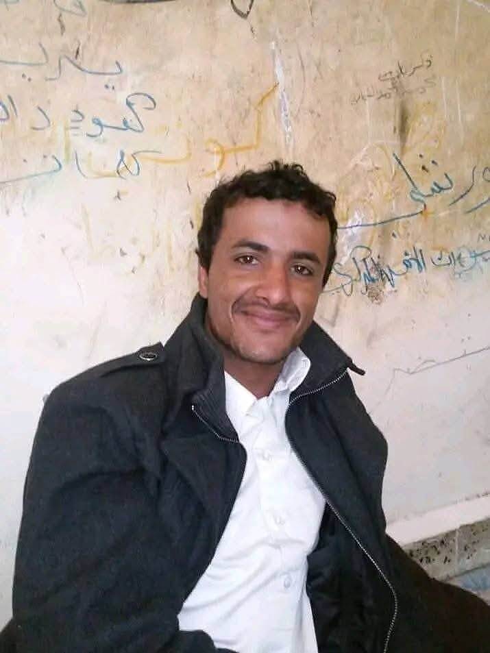 السلطات الامنية في مأرب تفرج عن الناشط مانع سليمان بعد عام من أعتقاله