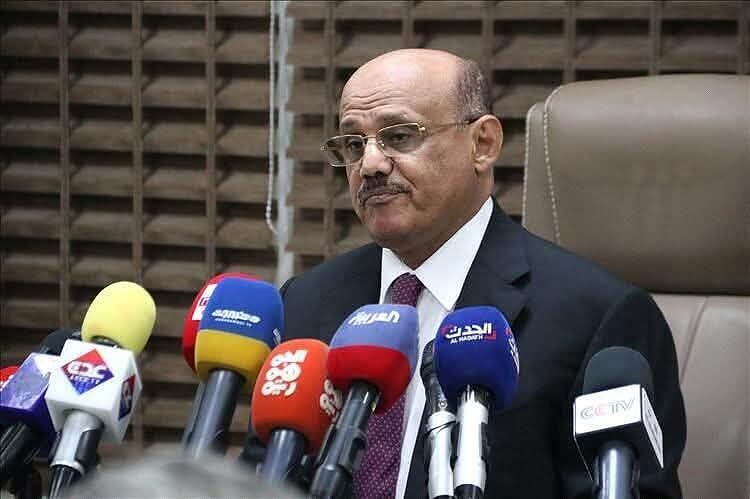 محافظ البنك المركزي في عدن يعلن أن لجنة تنظيم الواردات ستقوم غداً بإستقبال طلبات التحويل