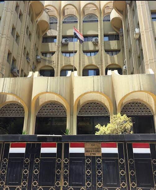 اغلاق المدارس اليمنية في مصر يزيد من التعقيدات أمام اليمنيين ويضيف اعباء اضافية أمام الطلاب