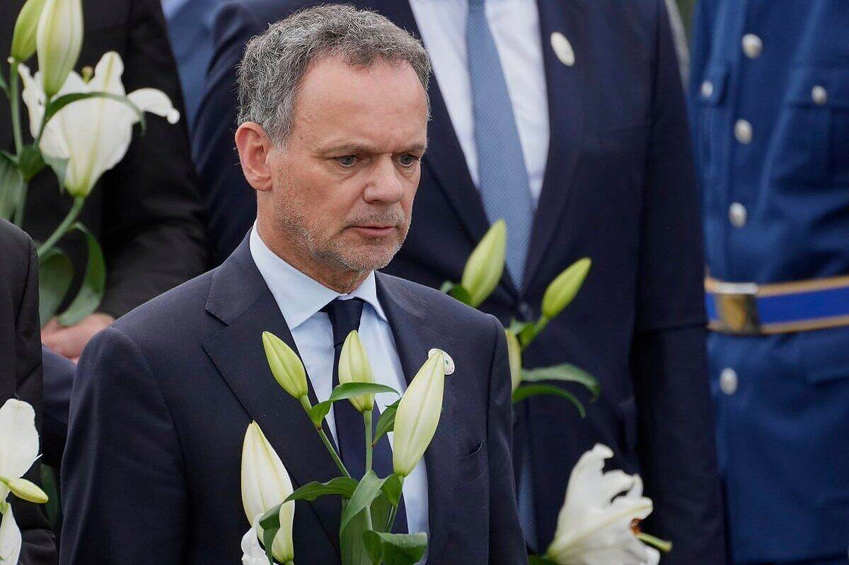 وزير الخارجية الهولندي يستقيل رفضاً لسياسة بلاده تجاه الحرب في غزة