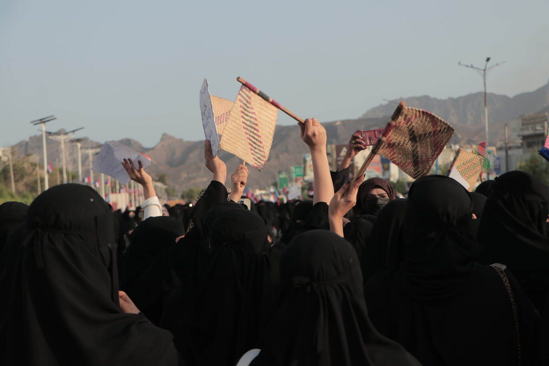 ثورة النساء .. أصوات لا تُقمع