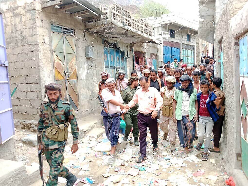 حملة امنية وعسكرية على اسواق كرش القبيطة لضبط المخالفين وغير الملتزمين بالتسعيرة الجديدة