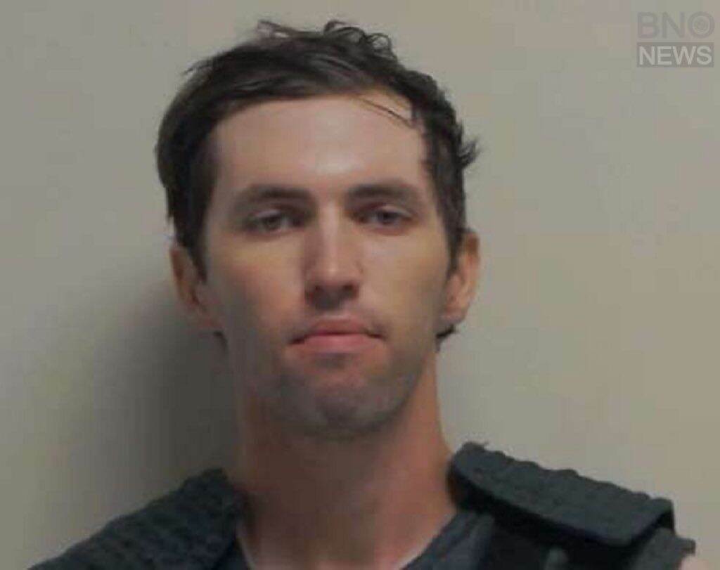 السلطات الأمريكية  تعلن عن هوية المشتبه به في حادثة مقتل الناشط المحافظ تشارلي كيرك