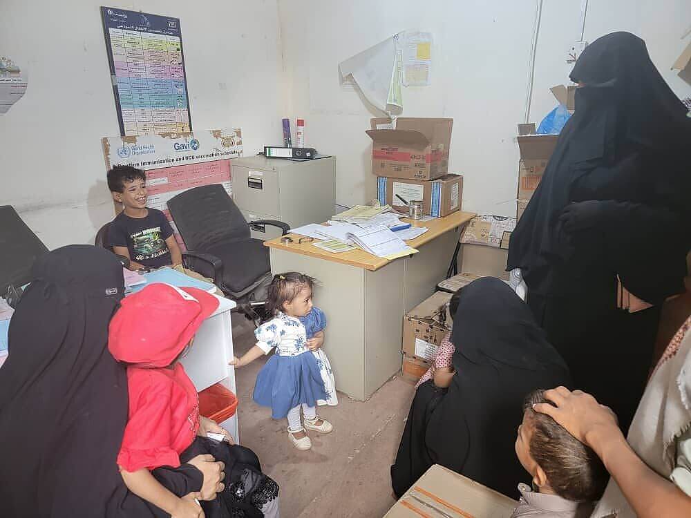 تقليص المساعدات الإنسانية.. تهديد مباشر لصحة الإنجابية لليمنيات