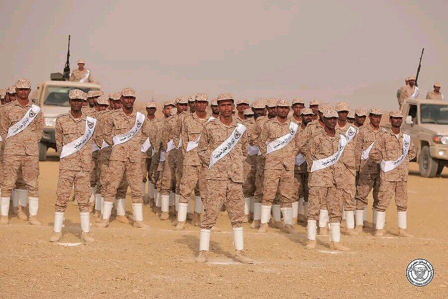 رئيس حلف حضرموت يصدر قرارات بتشكيل ثلاثة ألوية جديدة وتعيين قيادات عسكرية لها