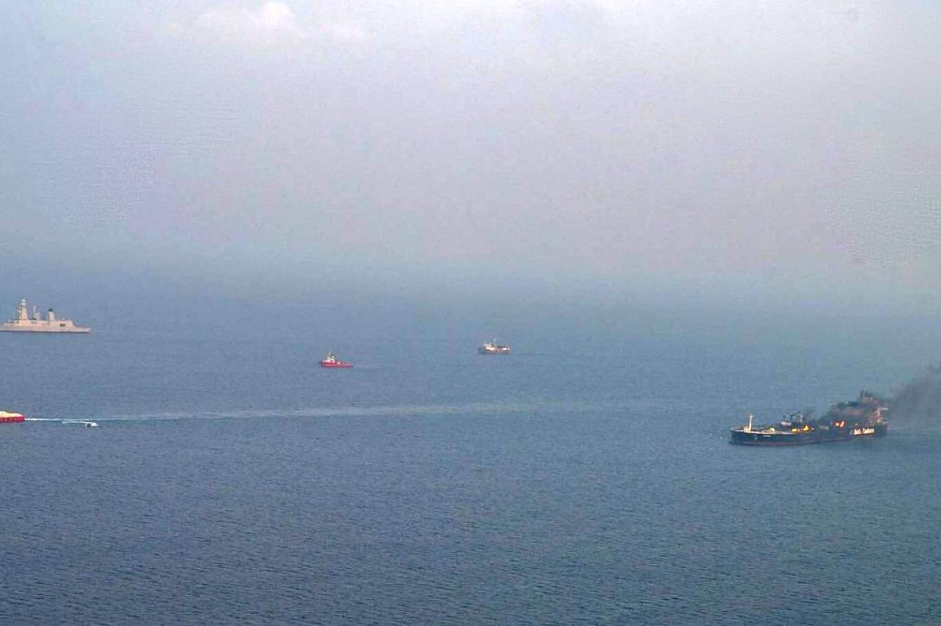 اصابة بحّارين في هجوم حوثي على سفينة تحمل العلم الهولندي بخليج عدن