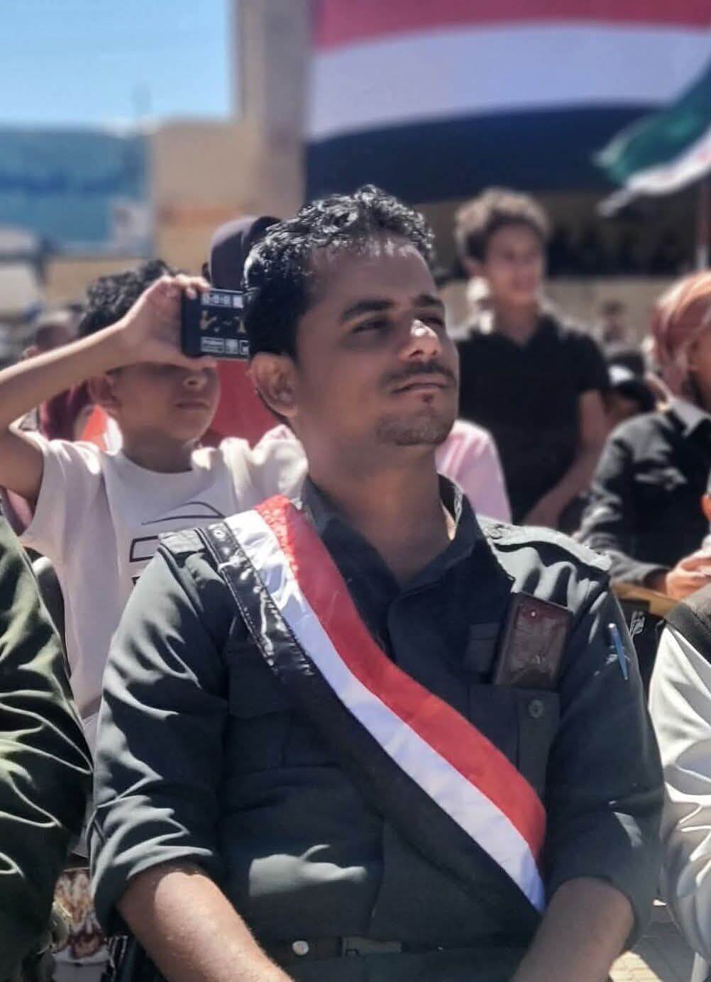 اشتباكات مسلحة في التربة بتعز تسفر عن مقتل ضابط أمني وتوقيف ثلاثة متهمين