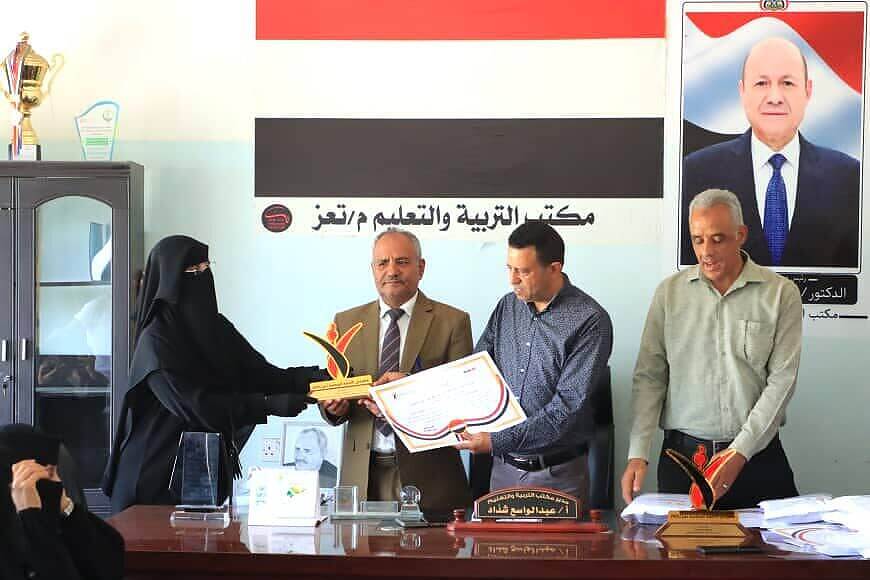 فكري قاسم يؤكد أن مهرجان الأغنية الوطنية سيستمر كفعالية سنوية وحدثًا وطنياَ وثقافياً