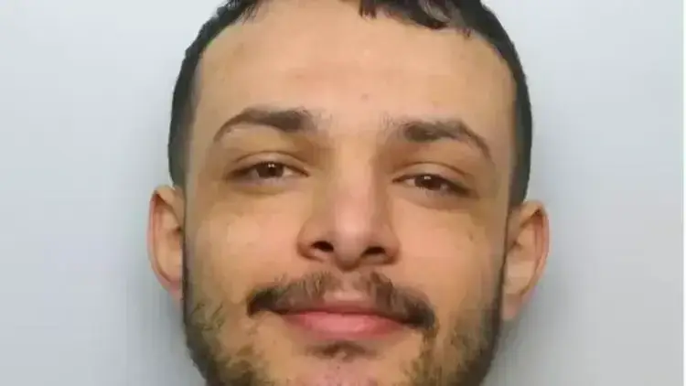 محكمة بريطانية تقضي بسجن هاكر يمني لمدة 20 شهراً لإدانته باختراق مواقع إلكترونية