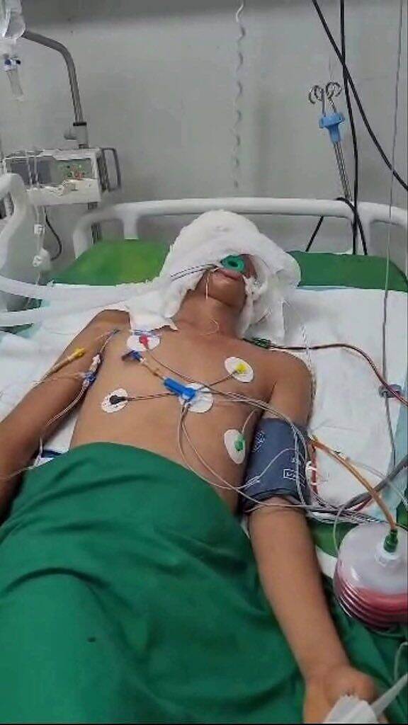 وفاة حسين الصوفي بعد أن أصيب بعد اغتيال افتهان المشهري في أحد شوارع تعز