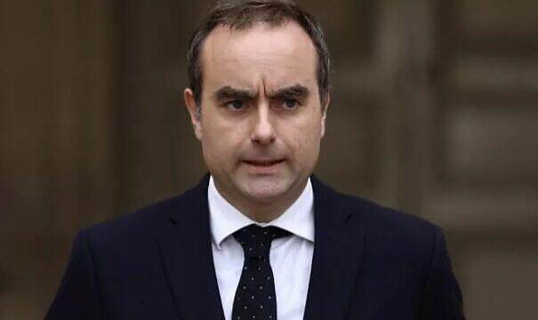 الرئيس الفرنسي يقرر إعادة تسيباستيان لوكورنو رئيسا للوزراء