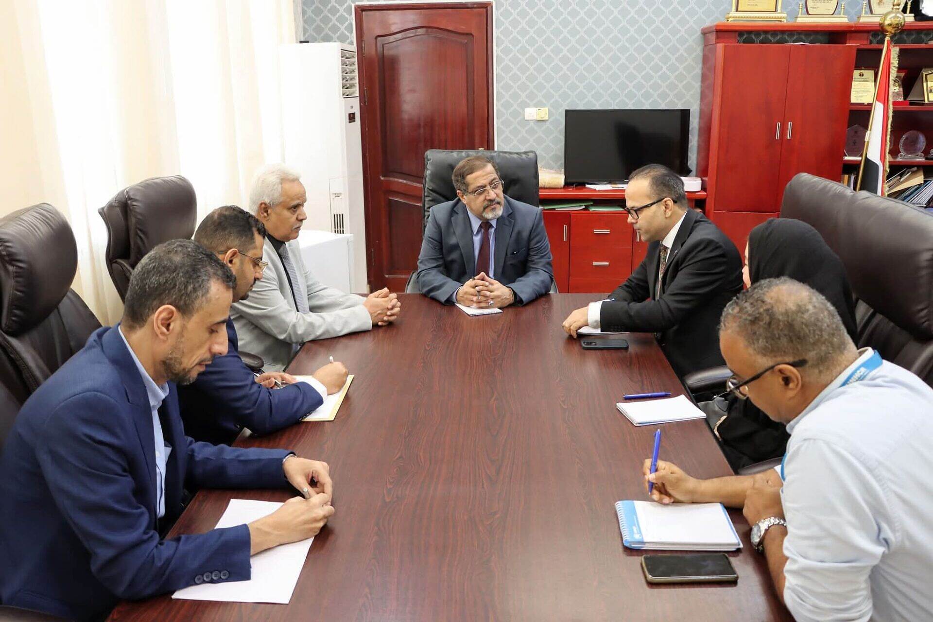 الحكومة اليمنية تتفق مع المفوضية الدولية تعزيز التعاون لحماية اللاجئين