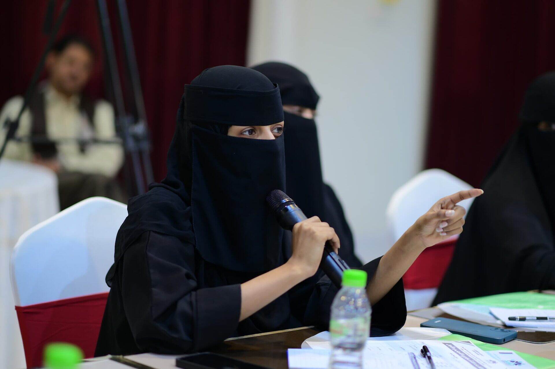 محاميات يقتحمن المحاكم بوادي حضرموت