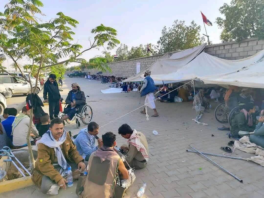 جرحى الحرب في مأرب يتعرضون لتضييق تفرضه السلطات العسكرية والمحلية