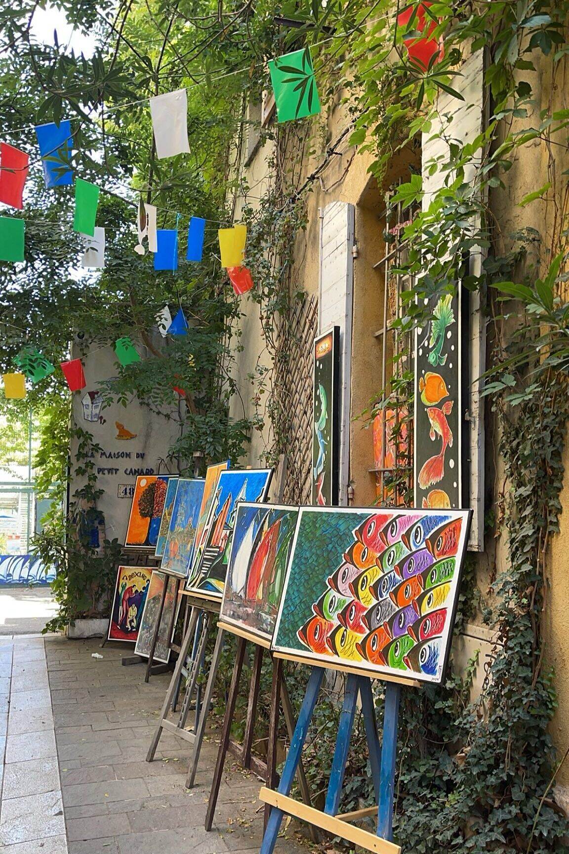 معرض دولي يستعيد ذاكرة مينائي مرسيليا وعدن اللذين شكّلا بوابة للتجارة والثقافة