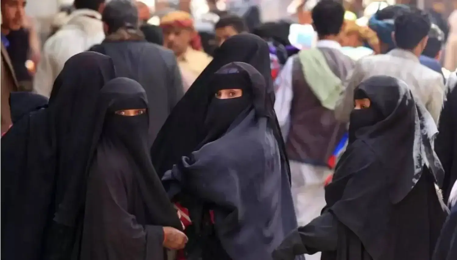 مؤسسة تمكين تتهم الحوثيين بإرتكاب 40 ألف انتهاك ضد النساء والفتيات خلال عقد